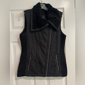 Prana Sherpa Lined Black Vest - M